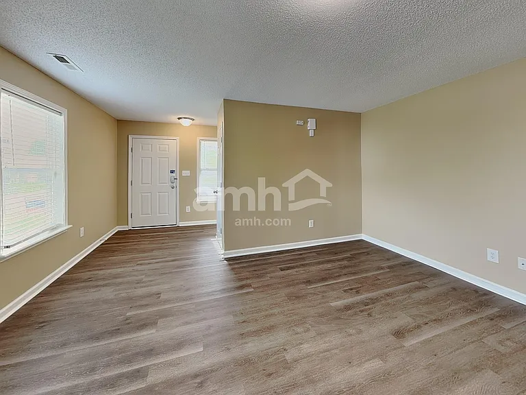 10261 Sunvista Ct — Photo 6
