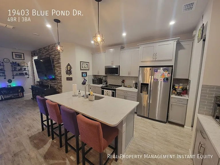 19403 Blue Pond Dr — Photo 3