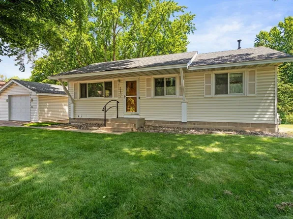 11331 President Dr NE, Blaine, MN 55434