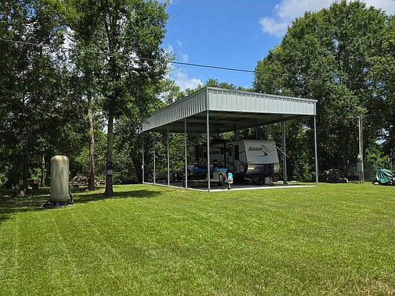 2nd image of 213 River Glen Dr