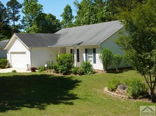 627 Red Fox Ln, Auburn, GA 30011