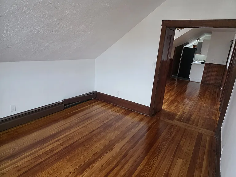 19 Stephen St #3 — Photo 13