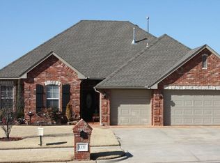 1117 Lanie Ln, Moore, OK 73160