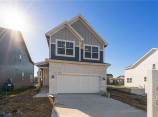 8786 SW 10th St, Blue Springs, MO 64064