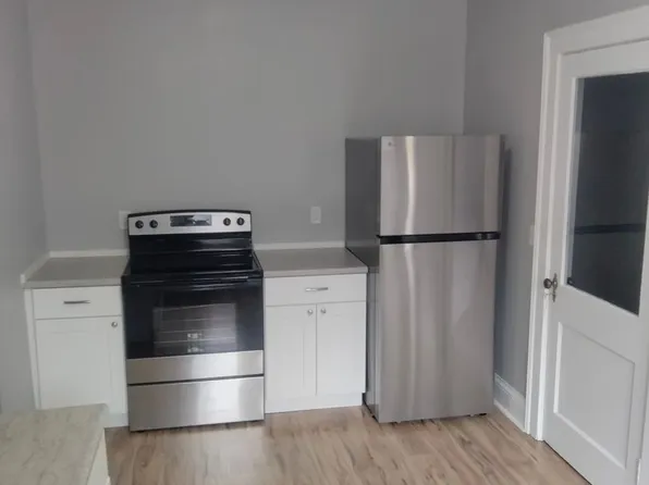 74-76 Kibbe Street, 74-76 Kibbe St #2E, Hartford, CT 06106