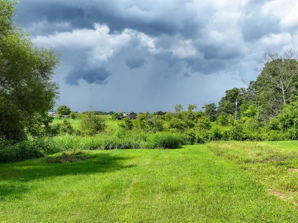 138 Logans Ln, Whitesburg, TN 37891