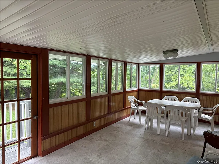 239 Vineyard Ave — Photo 20