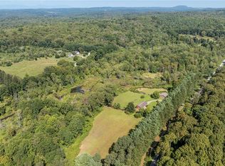 377 Valley Farm Rd, Millbrook, NY 12545