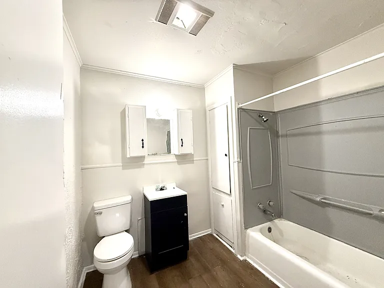 1514 Harris St NW — Photo 12