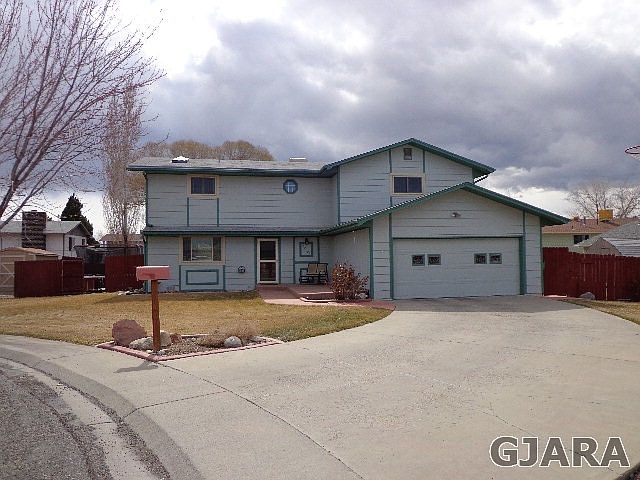 1st image of 2961 Hermosa Ct