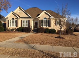 535 Sippihaw Oaks Dr, Fuquay Varina, NC 27526