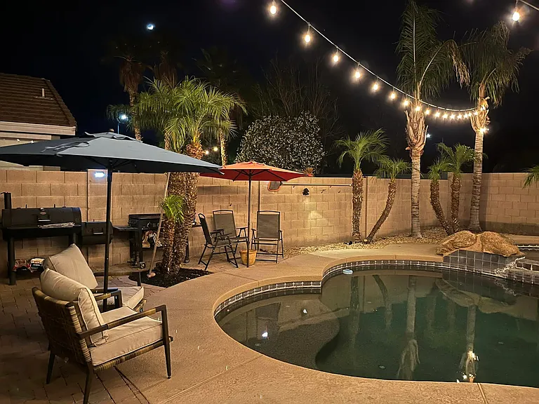 14406 W Port Royale Ln — Photo 43