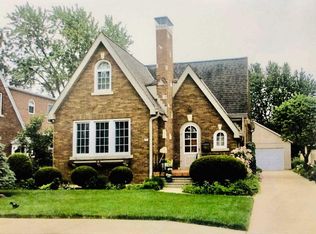 200 E Embert Pl, Peoria, IL 61603