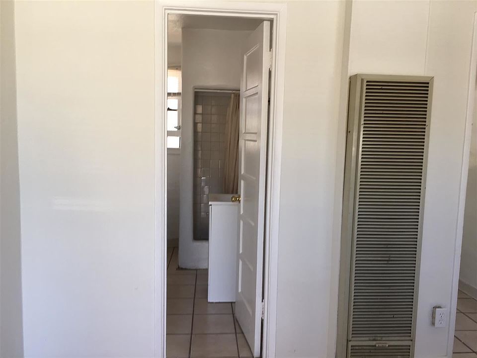 2nd image of 15006 Kingsdale Ave APT 7