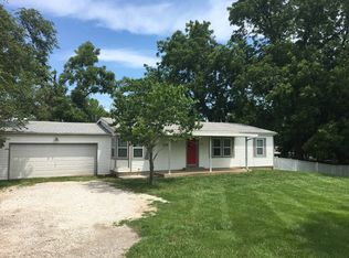 209 E Washington St, Tonganoxie, KS 66086