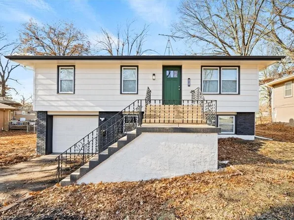 12012 Bennington Ave, Grandview, MO 64030