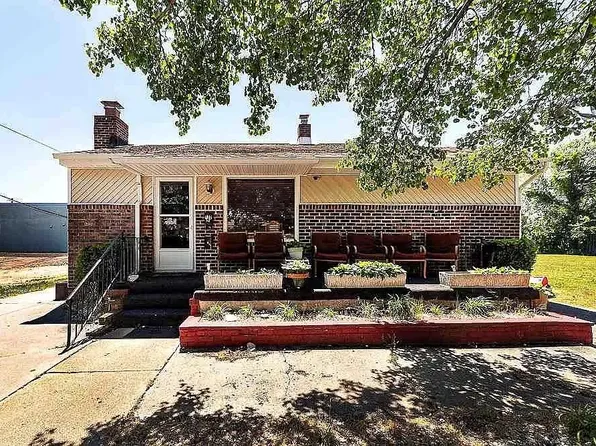 122 W Montgomery Ave #A, Wildwood, NJ 08260