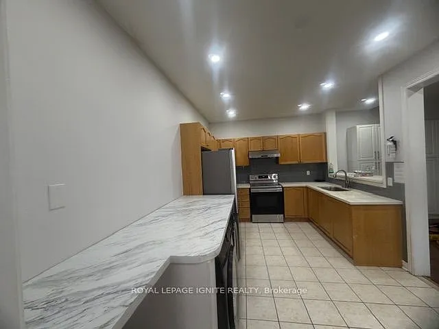 110 Pantomine Blvd #MAIN — Photo 2