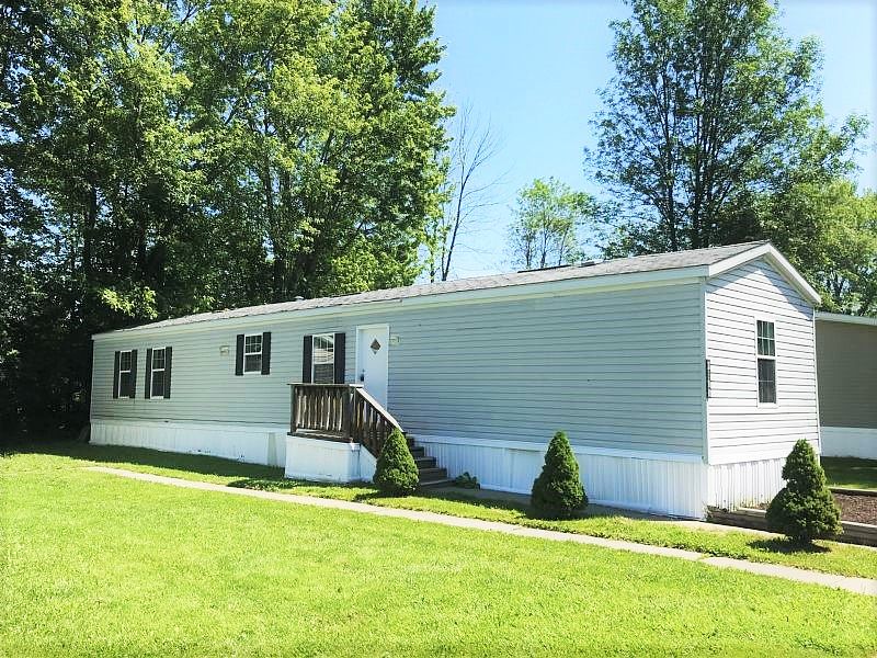 2nd image of 2108 Cotswold Ct