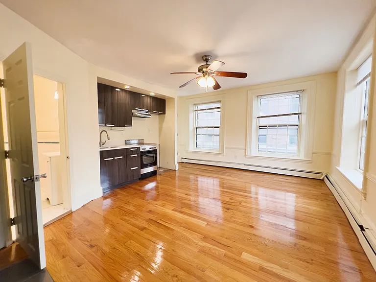 2 Joy St #11 — Photo 2