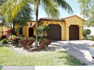 10670 NW 83rd Ct, Parkland, FL 33076