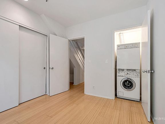 5th image of 271 Shipley St #3