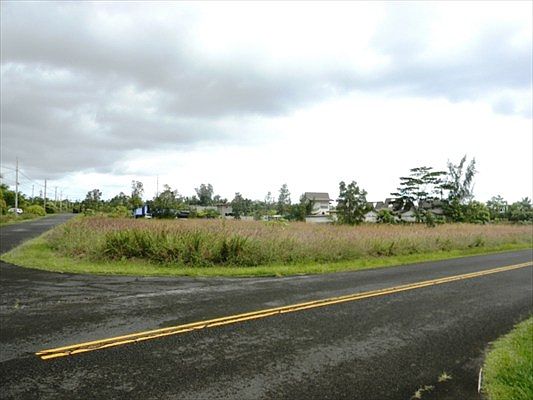 1st image of W Pohakupele Loop