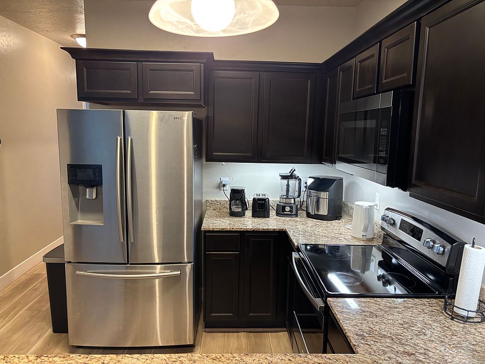 1st image of 14492 S Quill Dr