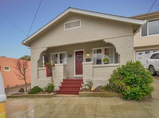 967 Roosevelt St, Monterey, CA 93940