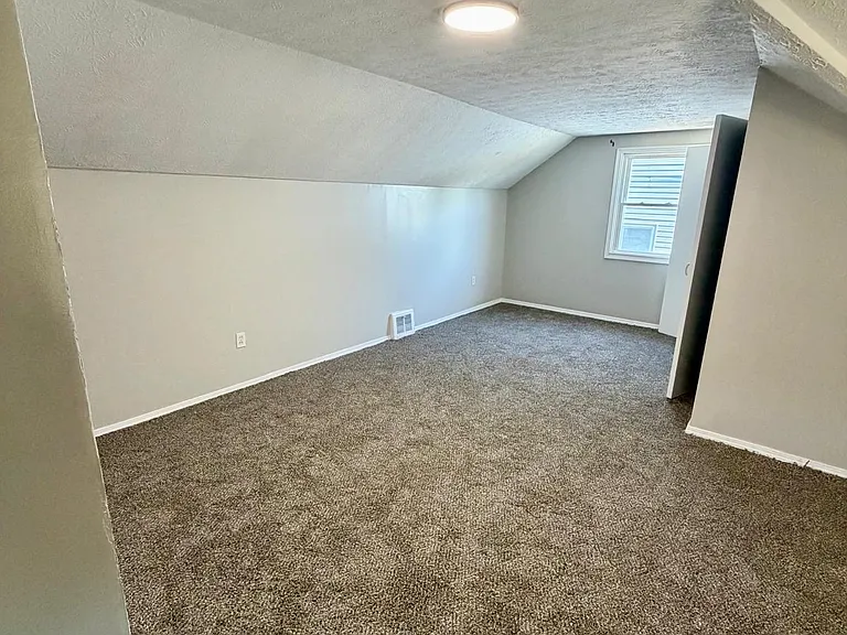 20831 Morris Ave — Photo 21