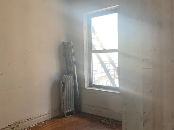 563 West 150th Street image 4 of 9