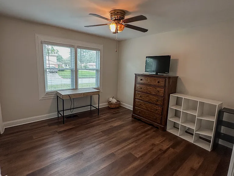 10310 Picadilly Ln SW — Photo 7
