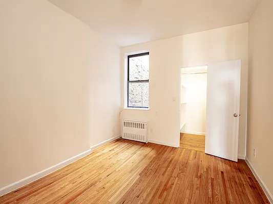 Rented by City Connections Realty | media 5