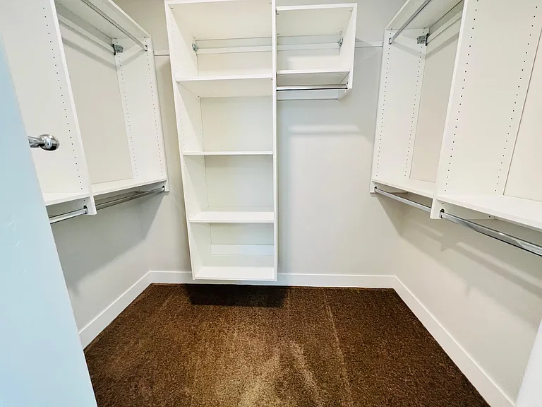 4725 Gunsight Peak Dr — Photo 12