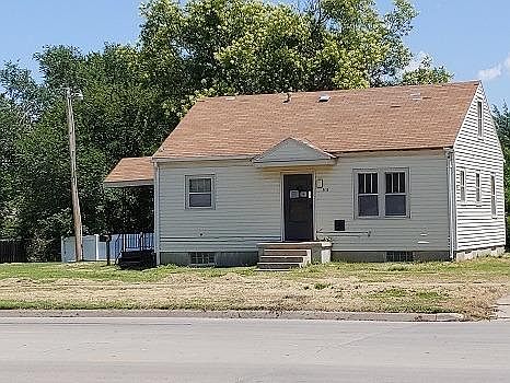 1st image of 505 N Fossil St