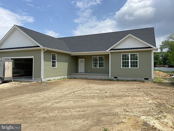 2nd image of 17424 Niblett Ln