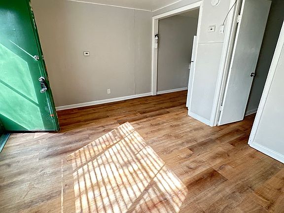 3rd image of 1356-1376 Zephyr St #1356