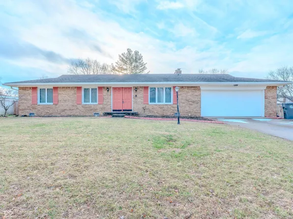 8602 Bishops Ln, Indianapolis, IN 46217