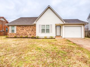 4330 Water Briar Rd, Millington, TN 38053