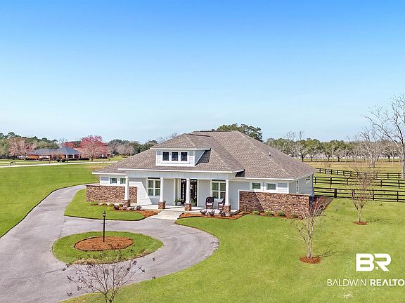 4th image of 12851 Dominion Dr