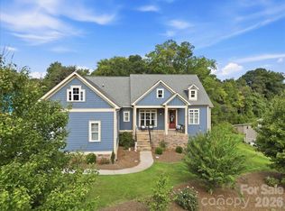 6967 Pin Oaks Dr, Denver, NC 28037