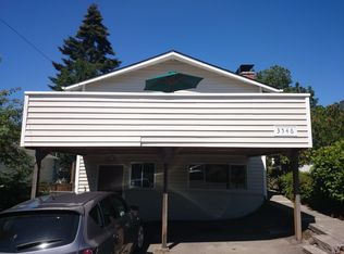 3546 SW 100th St, Seattle, WA 98146