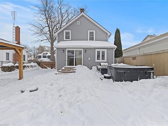 5th image of 3547 Strang Dr