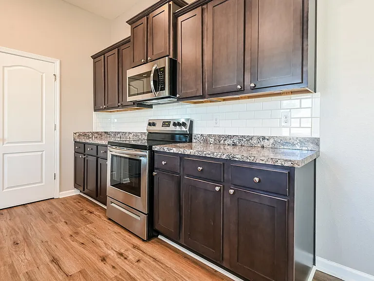 2555 Bear Creek Way — Photo 8