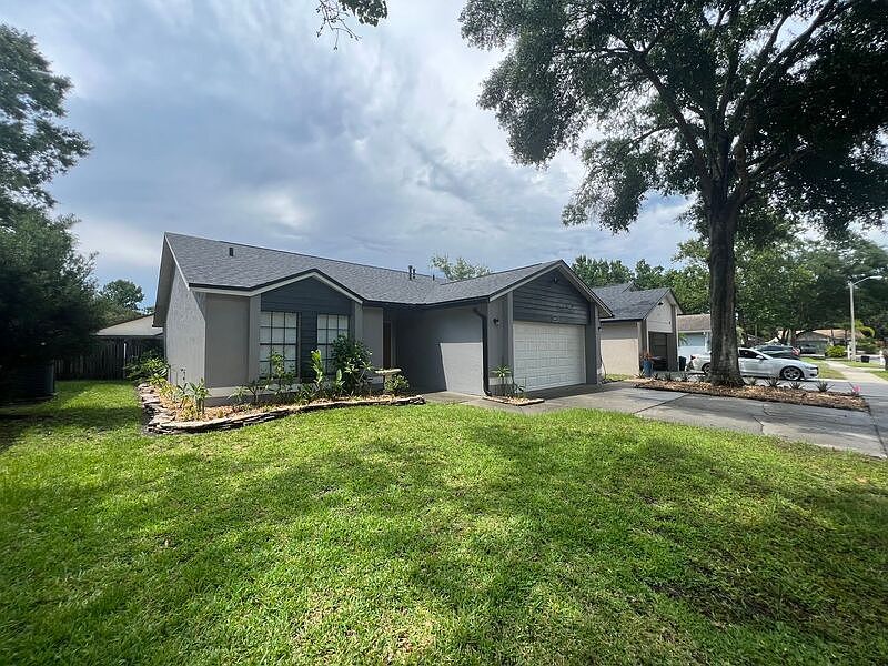 1st image of 460 Copperstone Cir
