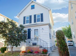 17 Fritz St, Bloomfield, NJ 07003