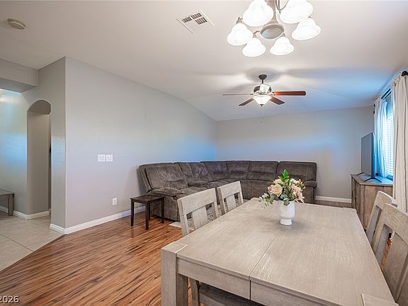 5th image of 9304 Buttercup Ct