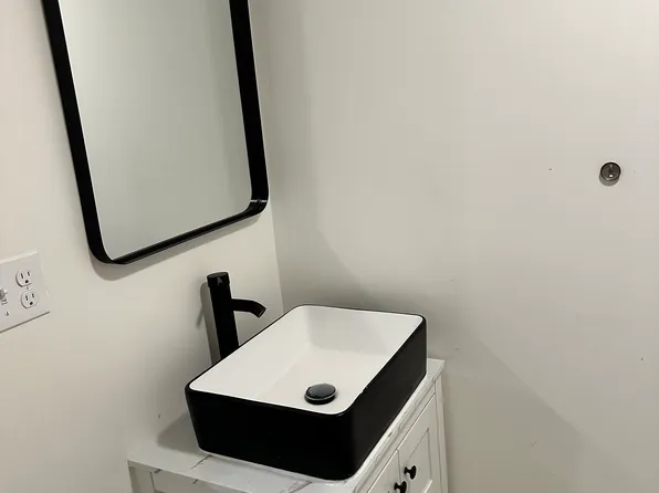 28-30 Central St #4, Nashua, NH 03060