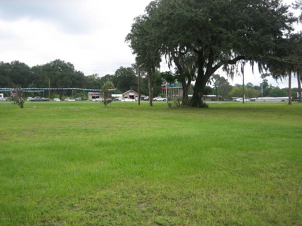 2nd image of 4020 S Pine Ave