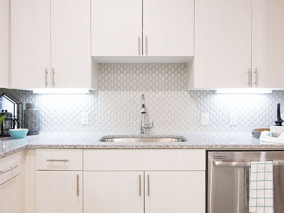 3rd image of 901 N Zang Blvd #6626237